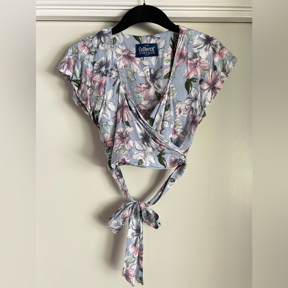Collectif Vintage Carol Watercolor Floral Tie Top